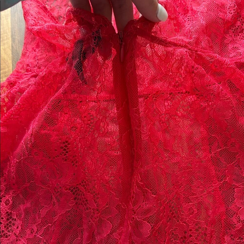 Victoria's Secret Woman’s Size S Red Lace Chemise - Picture 8 of 16